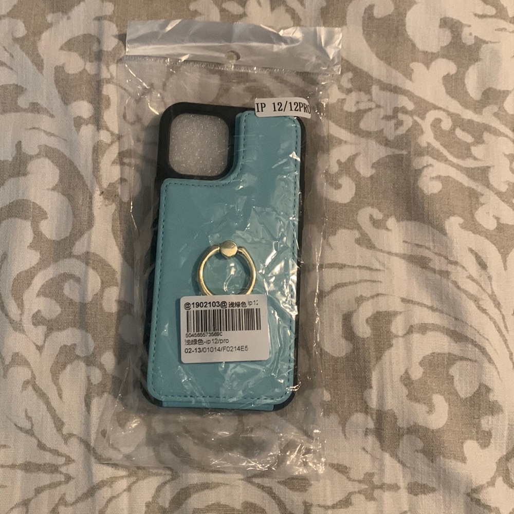 NWT Libra Multi-case for I-phone 12/12 Pro